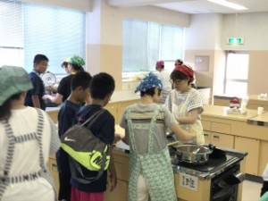 しぶたに学園「学び舎&がくえん食堂」