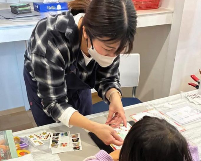 手形足形アートで 子どもの“今”をカタチに残そう！ ふたばシフォン