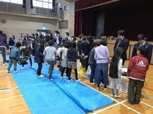 きたてしま学園「花いっぱいプロジェクト」出荷式