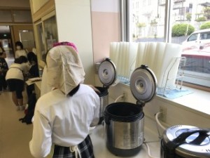 しぶたに学園「学び舎&がくえん食堂」