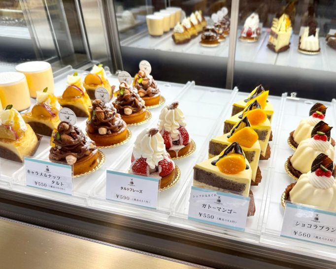幸せをよぶハリネズミのロゴが目印 Le Sucre Sucre