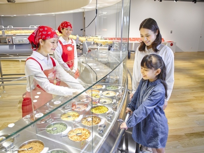 【ハロウィン企画】インスタントラーメン発明記念館で世界にひとつだけの「カップヌードル」をお持ち帰りできる限定イベント